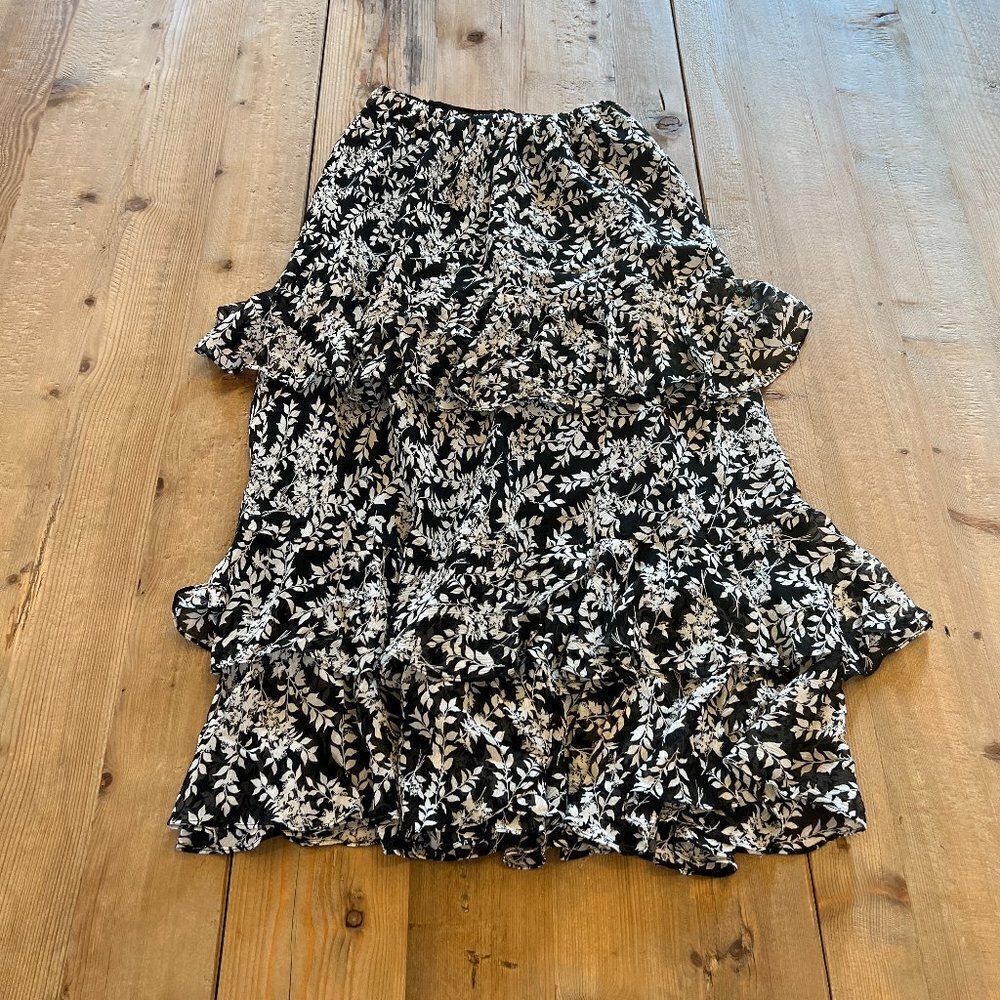 Oscar De La Renta Black and White Floral Silk Tiered Skirt Size 6